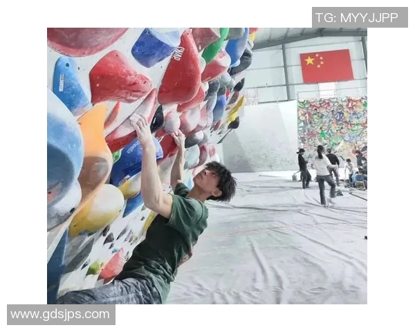 重庆攀岩队攀岩意识创新高引领全国攀岩运动新风潮